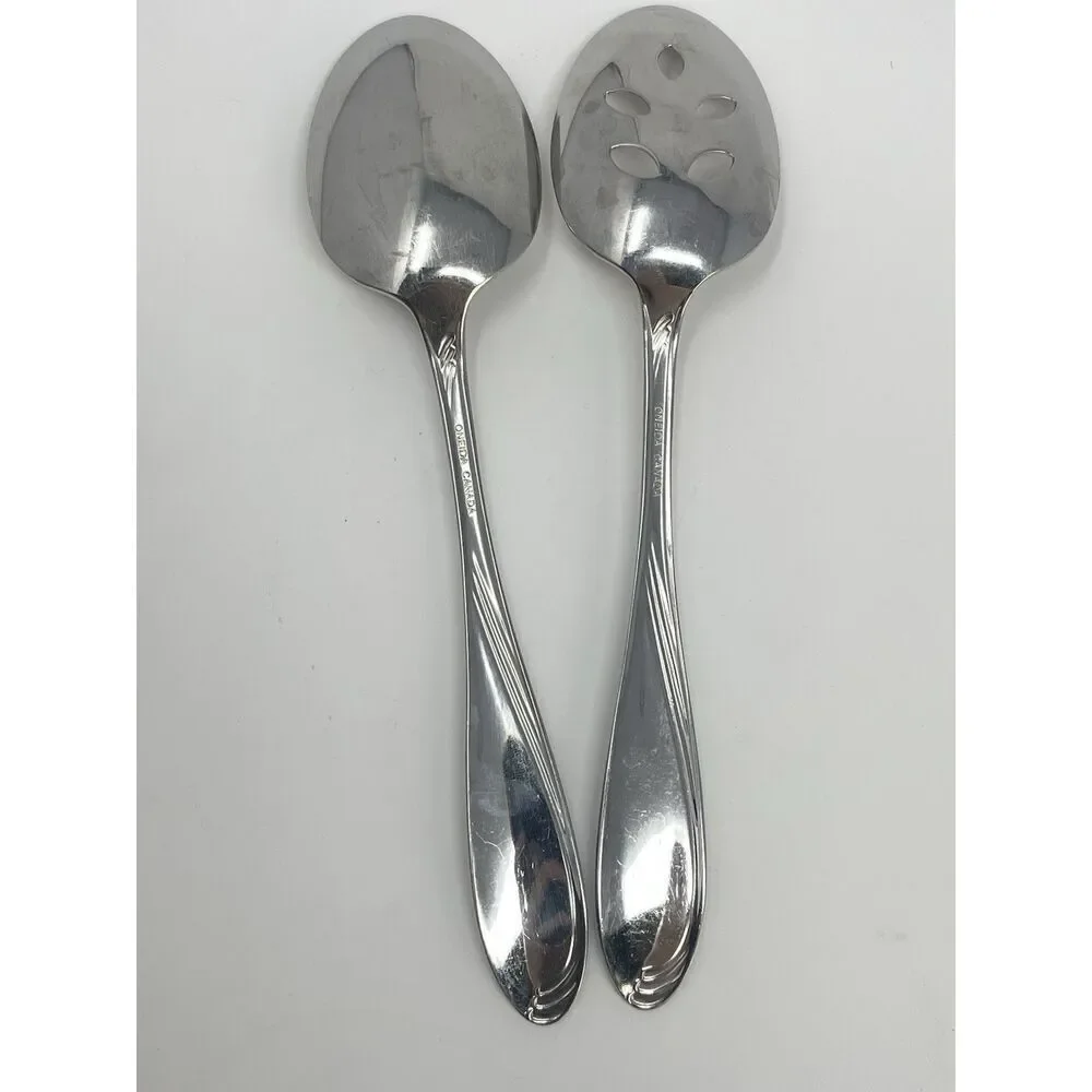 Oneida Camber Cresta Windswept Scroll Serving Spoon 8.5” Fork 8.75” Set Of 2